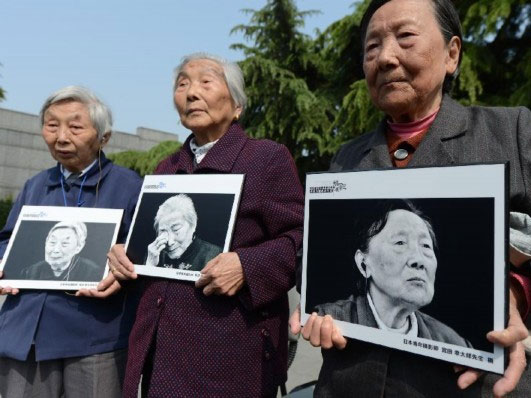 南京大屠杀幸存者在东京参加证言集会