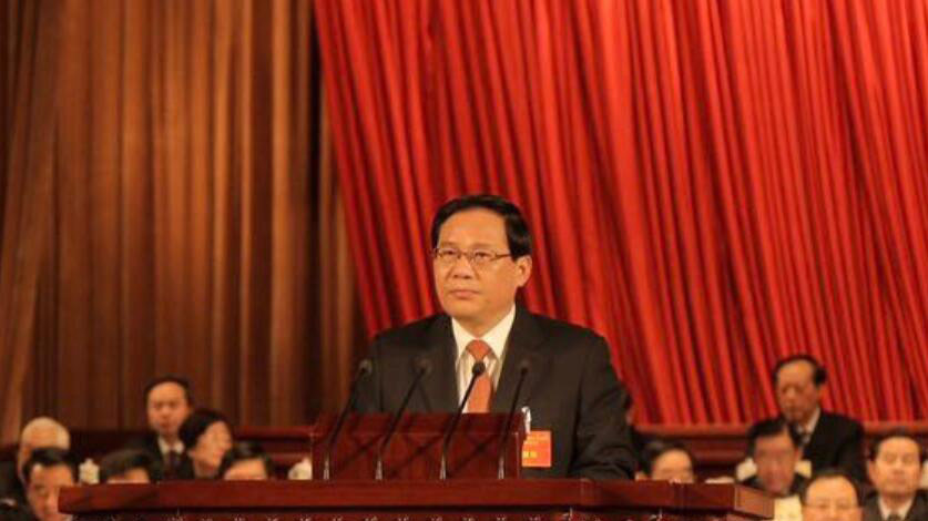 李强当选为江苏省人大常委会主任