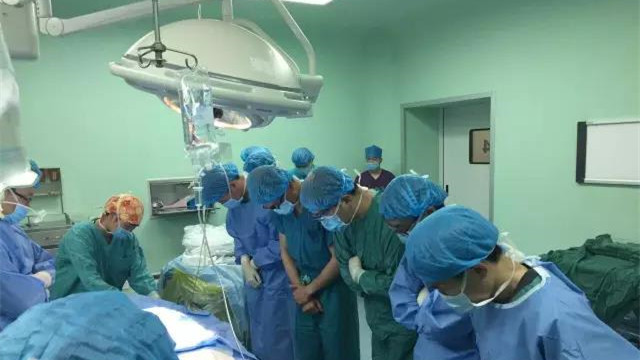 常州快递小哥车祸离世捐器官挽救4人，留下一双儿女…